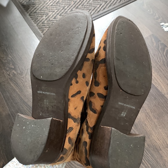 Topshop Leopard Print Boots - Picture 3 of 7